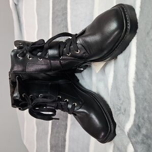 Kelly & Katie Arish Moto Black Boot / Size 6.5 W